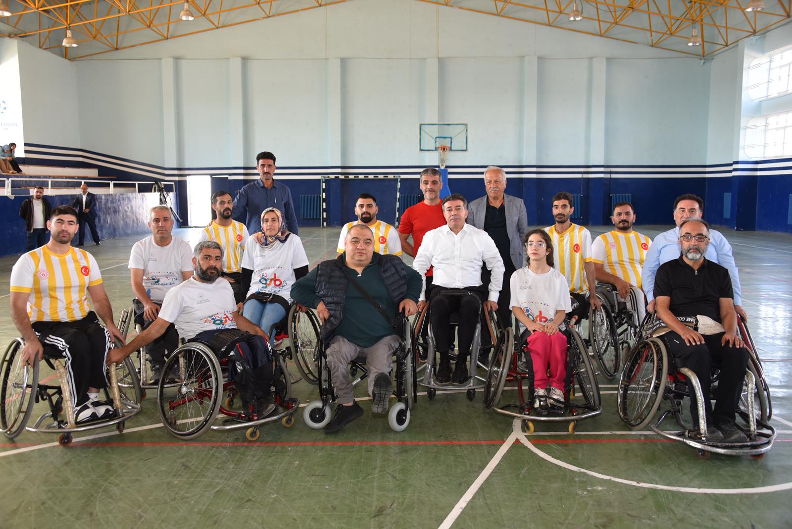 Siverek Bedensel Engelliler Spor Kulübü Basketbol Takımı Okulumuzda